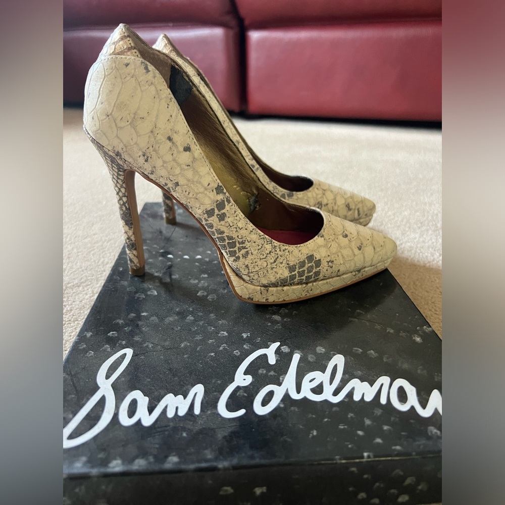 High heels 4 in